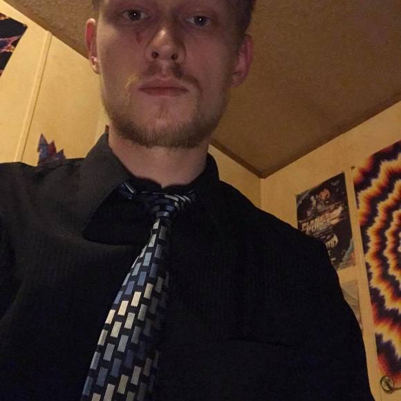 Meet your Posher, Joshua - Picture 1 of 1